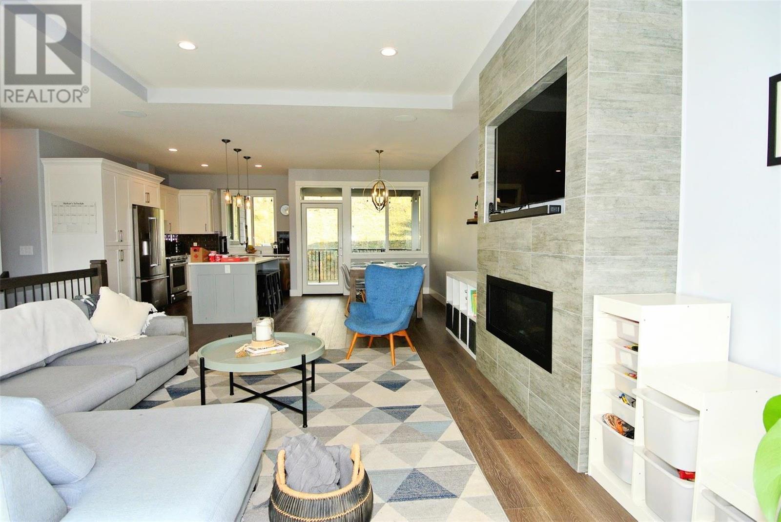 8411 Heritage Drive