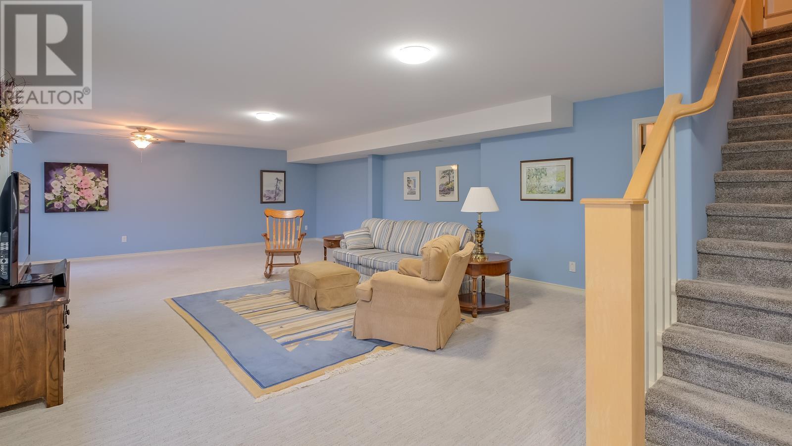 2083 Rosealee Court