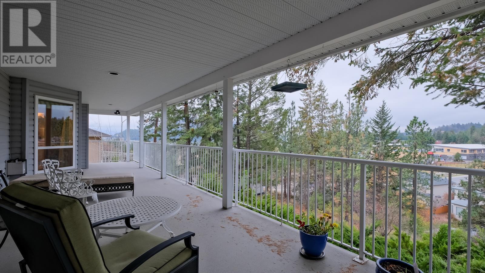 2083 Rosealee Court