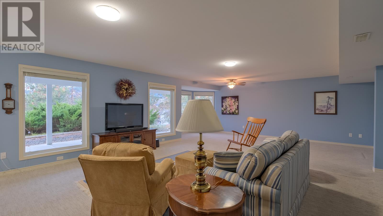 2083 Rosealee Court