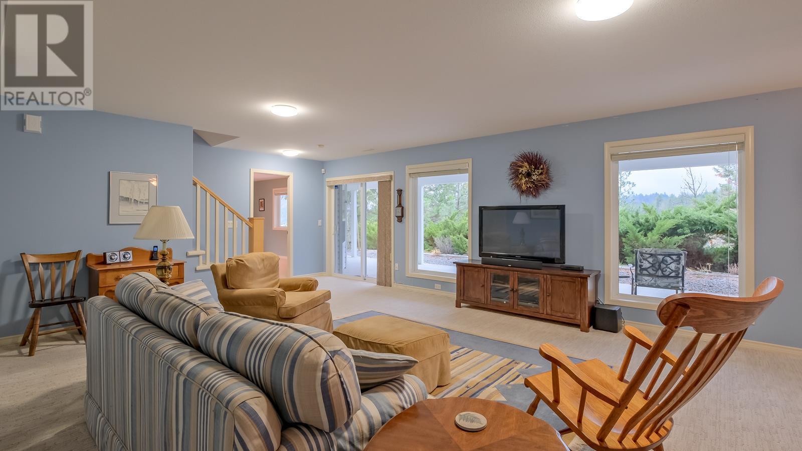 2083 Rosealee Court