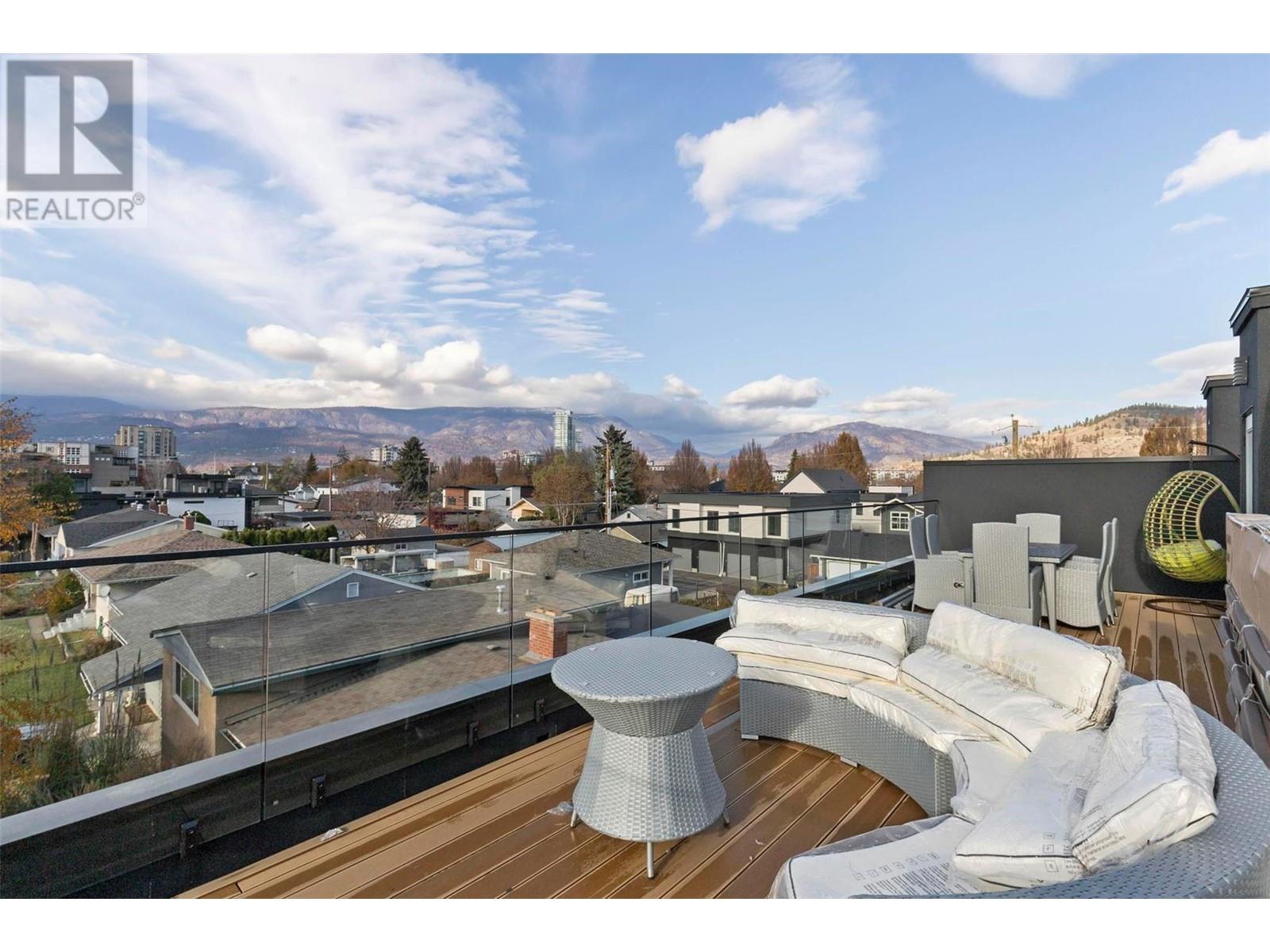 832 Martin Avenue Unit# 2, #2