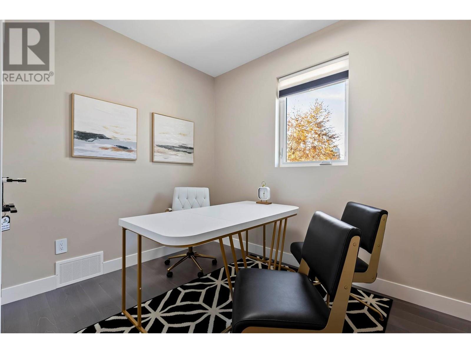 832 Martin Avenue Unit# 3, #3