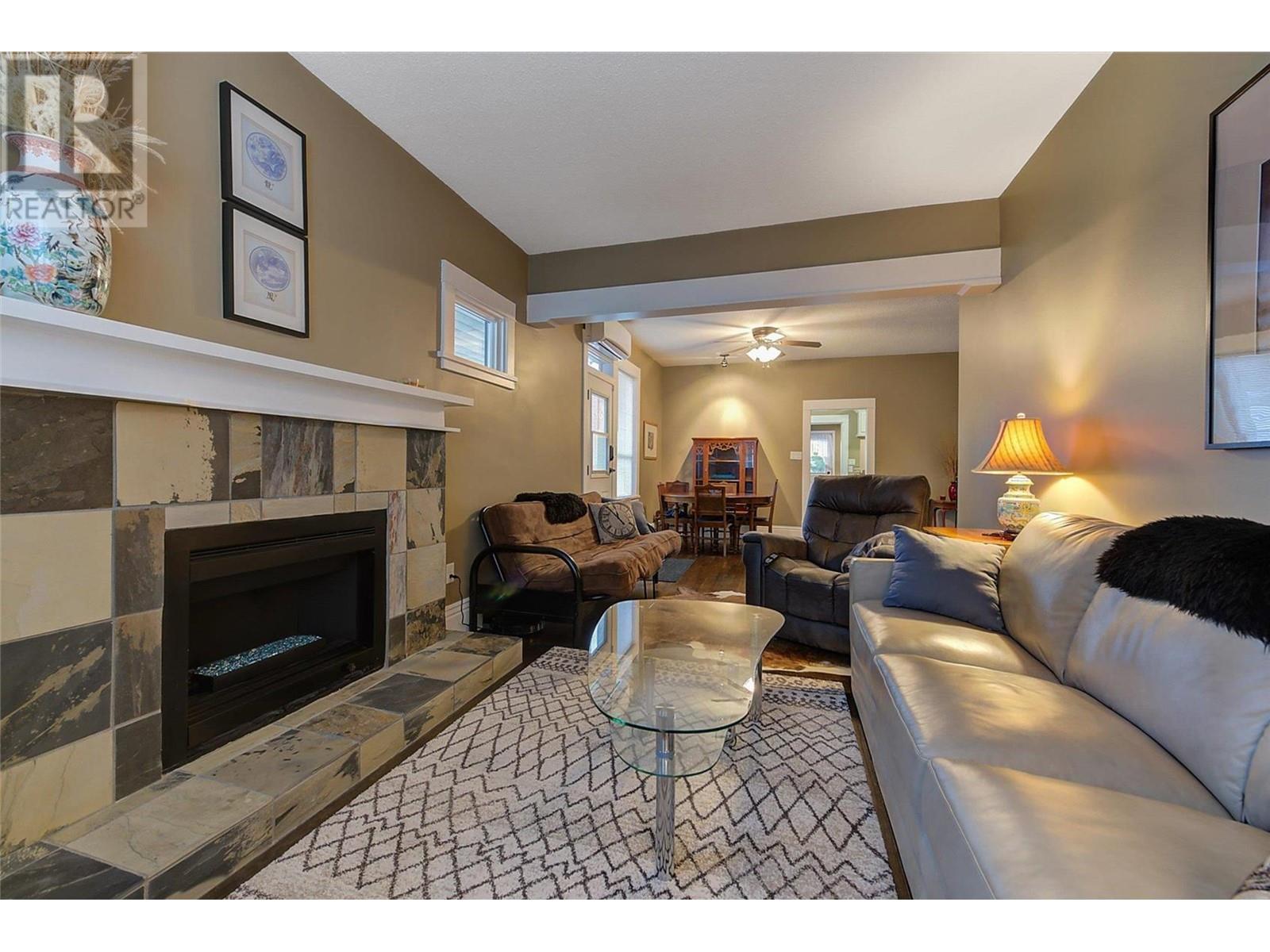 3082 Jolinda Court