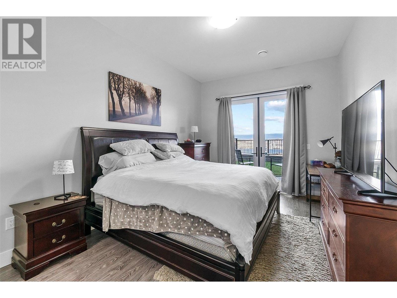 1785 Diamond View Drive