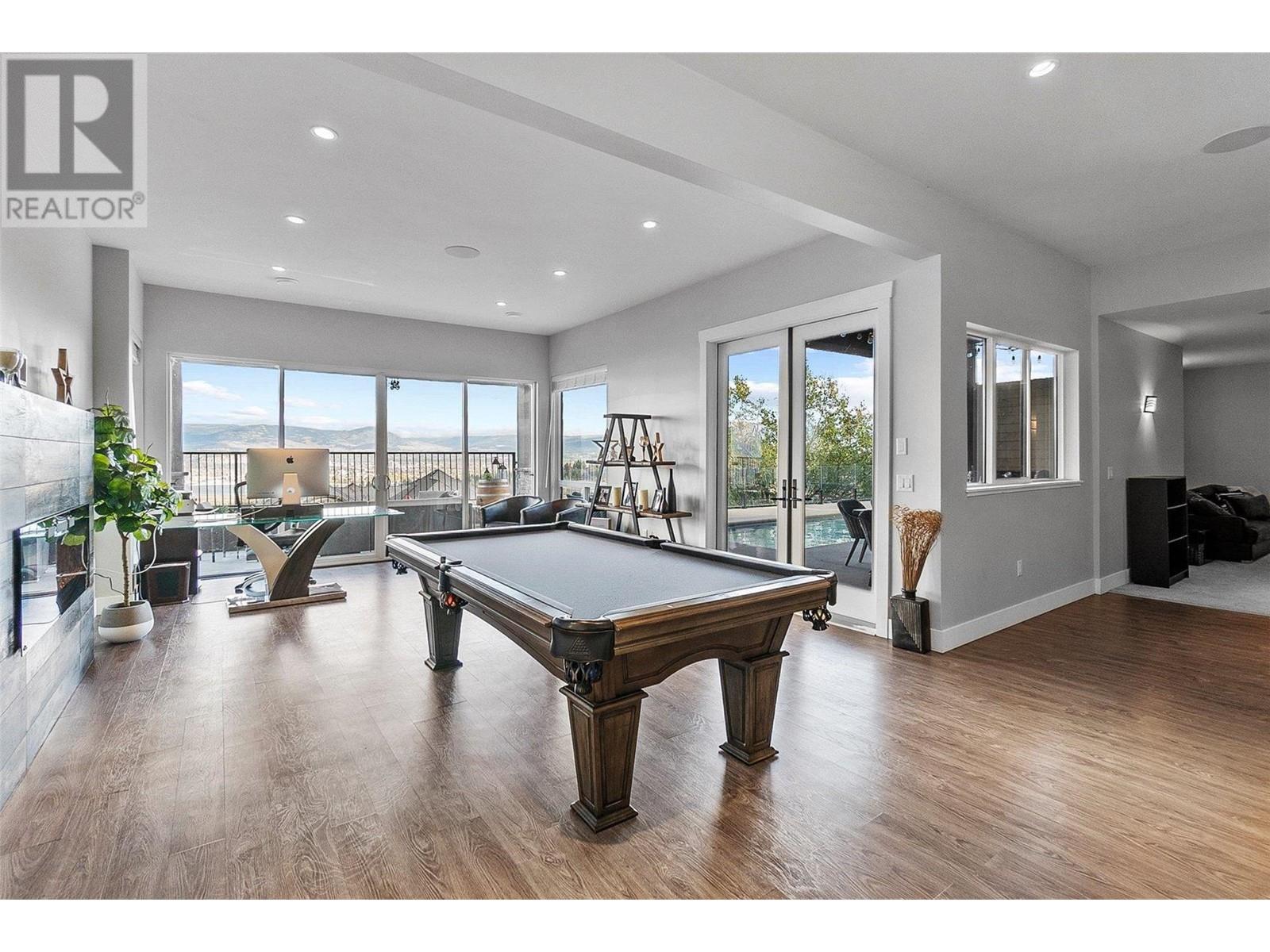 1785 Diamond View Drive