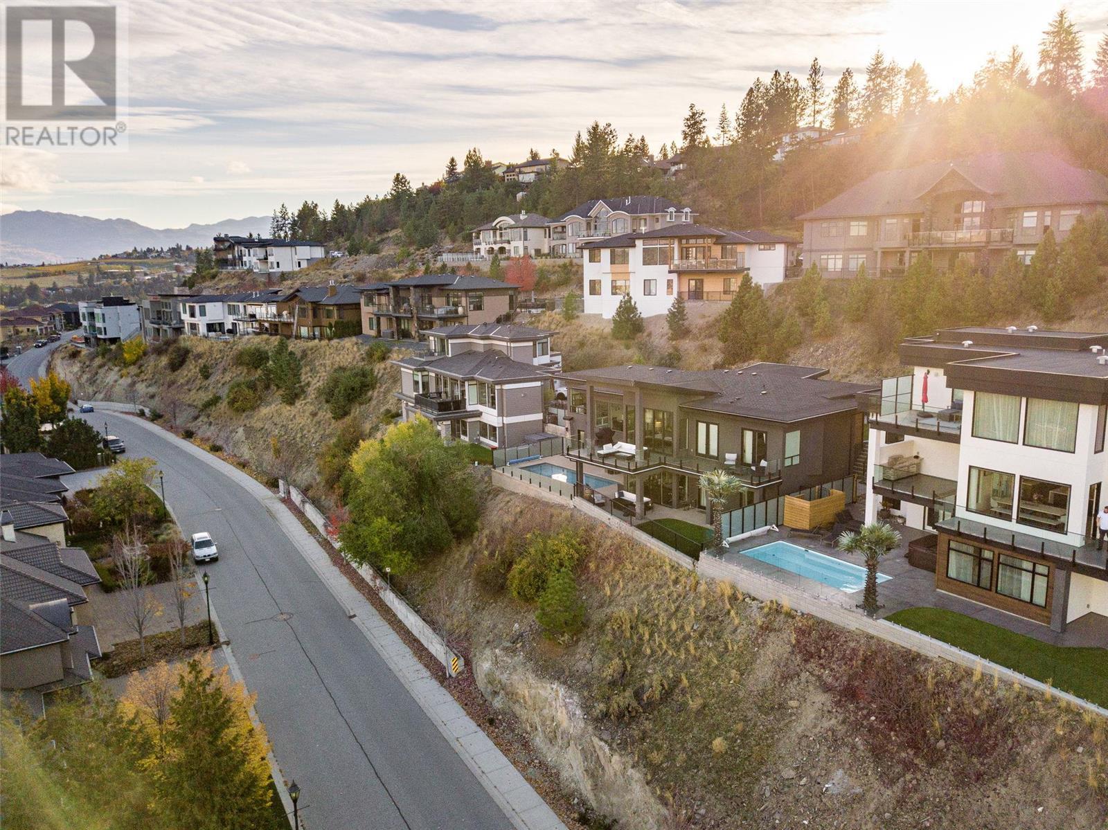 1785 Diamond View Drive
