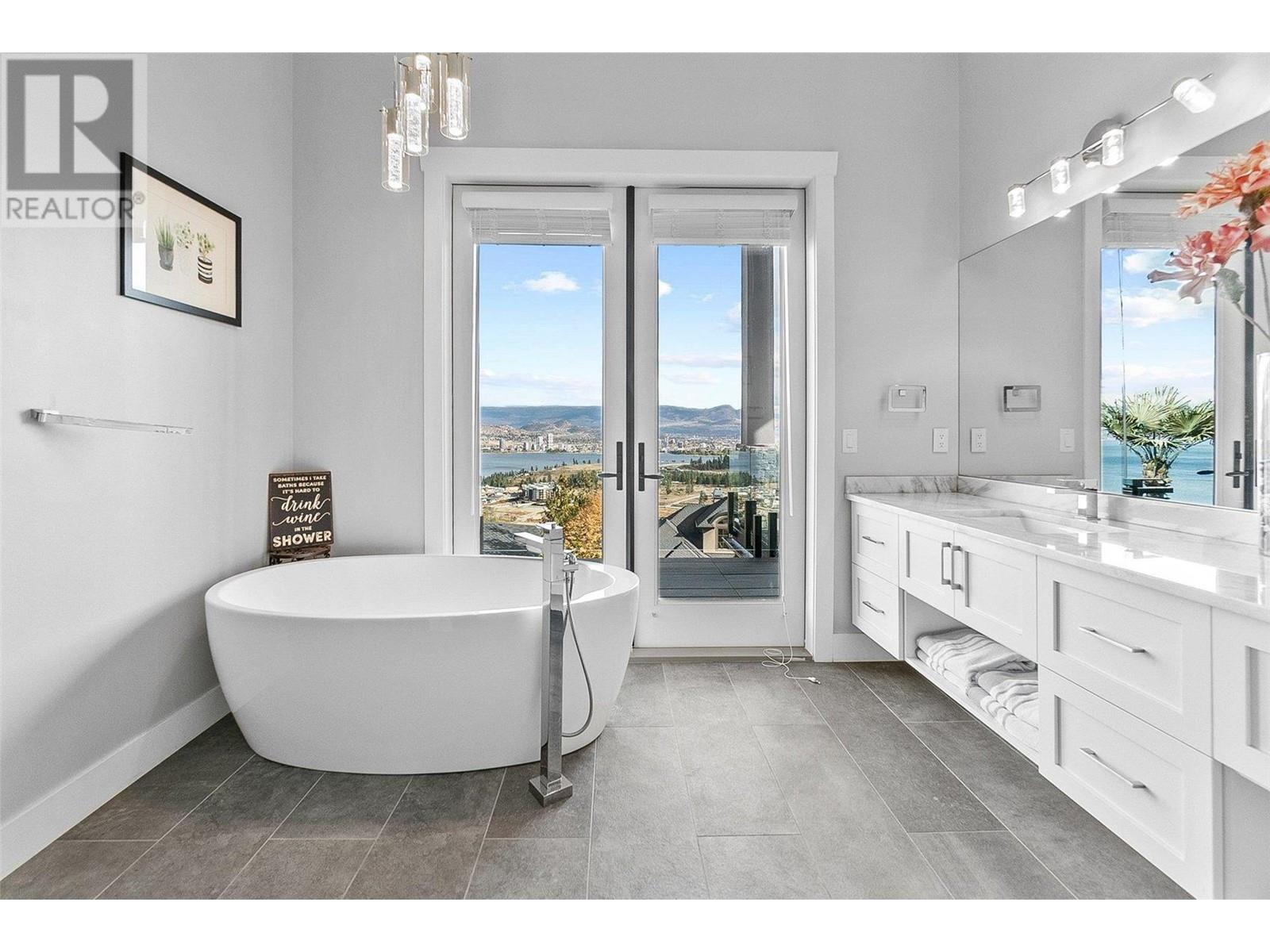 1785 Diamond View Drive