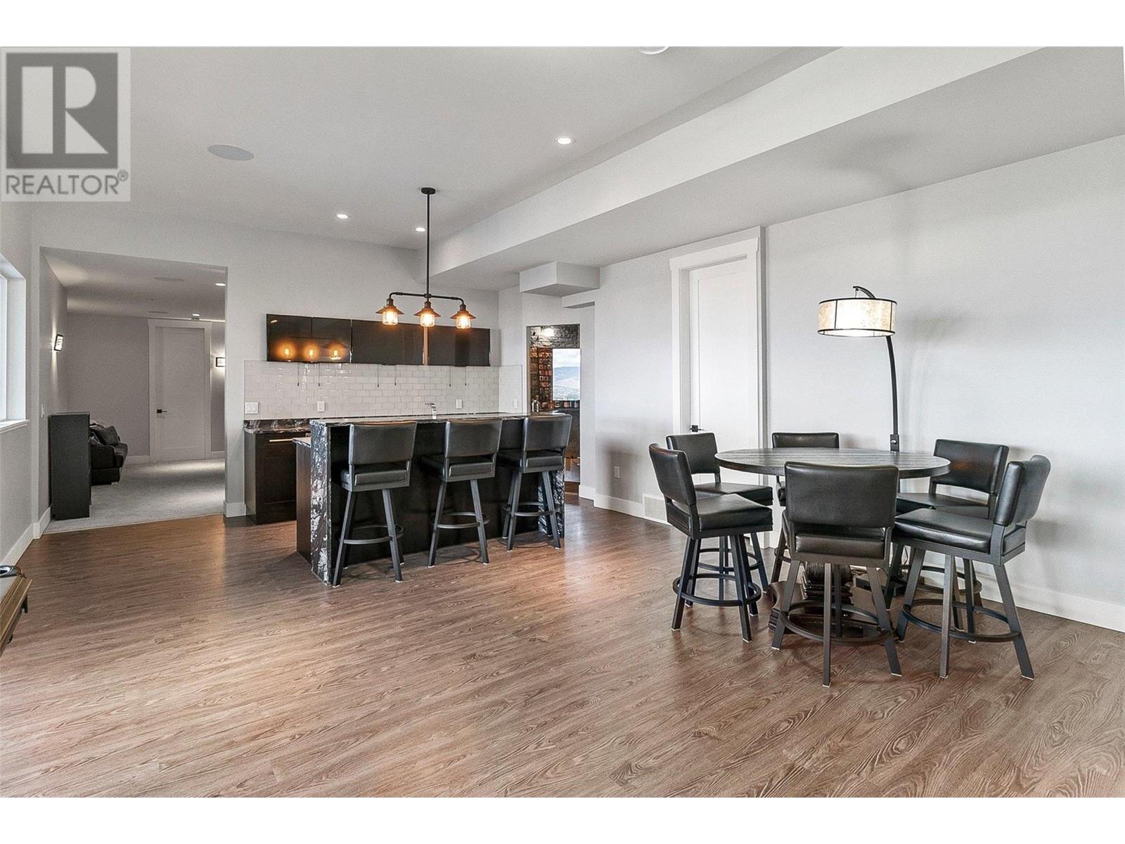 1785 Diamond View Drive