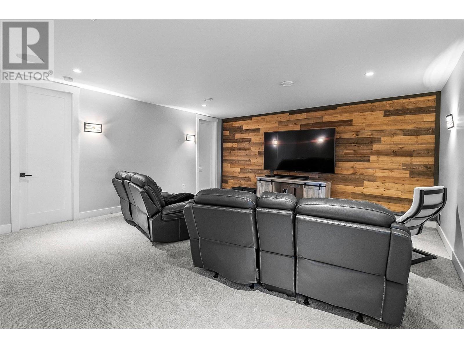 1785 Diamond View Drive