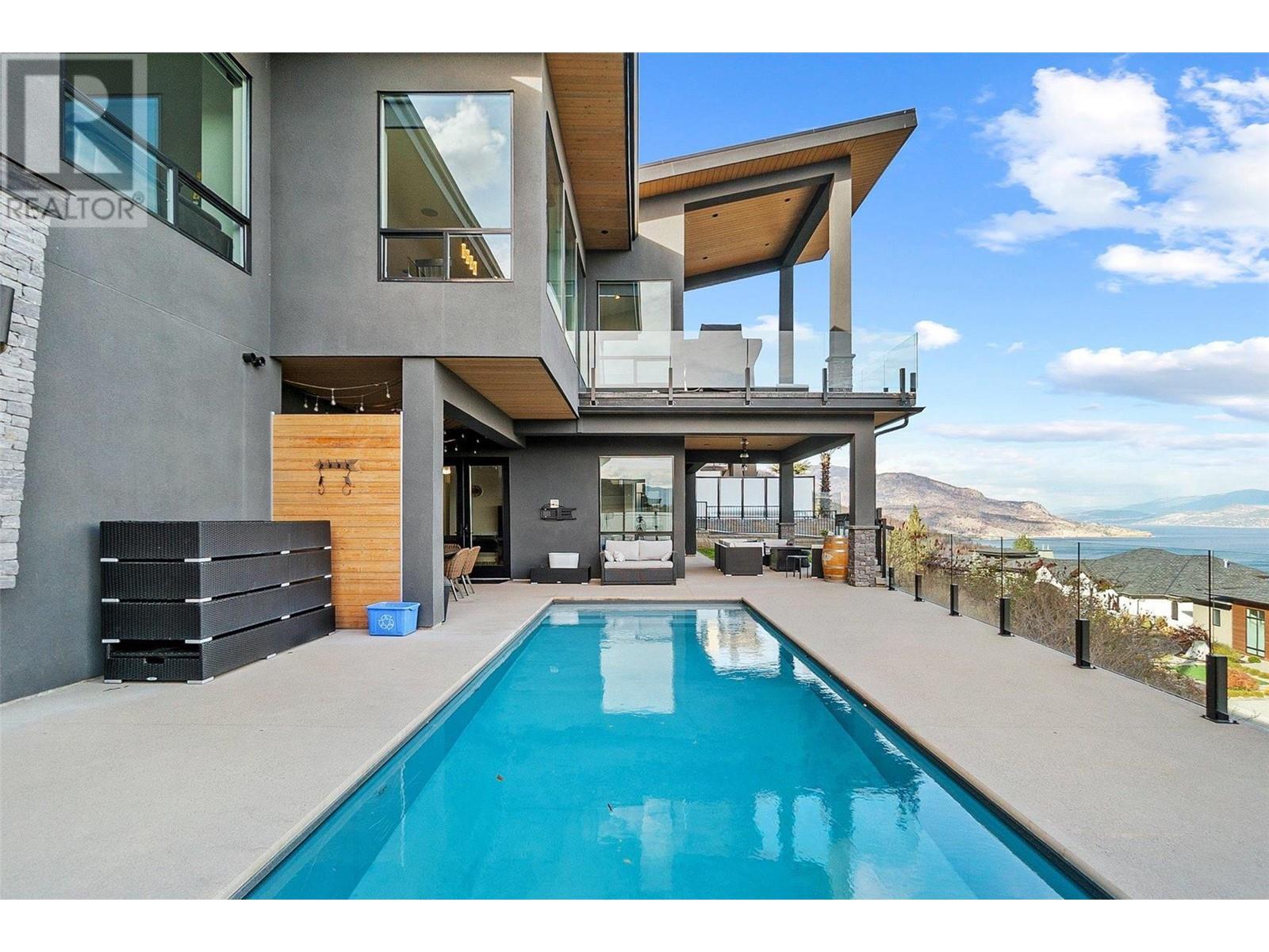 1785 Diamond View Drive
