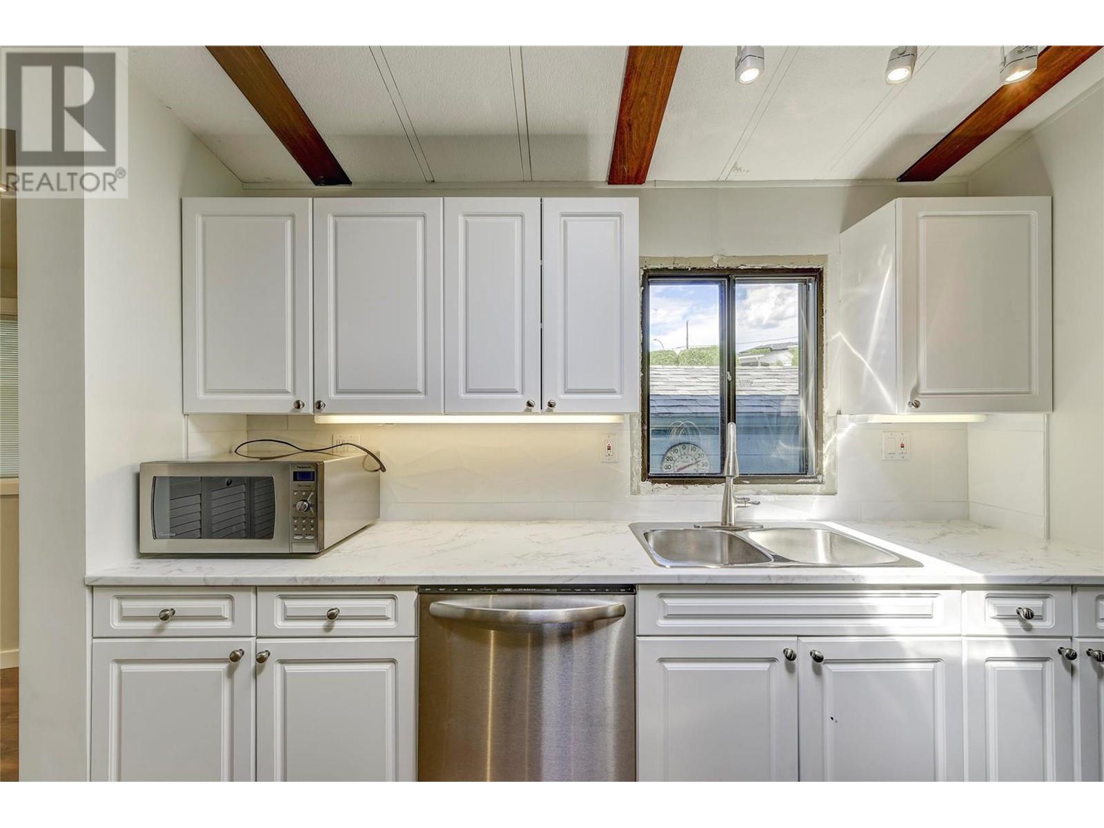 2098 Boucherie Road Unit# 43, #43