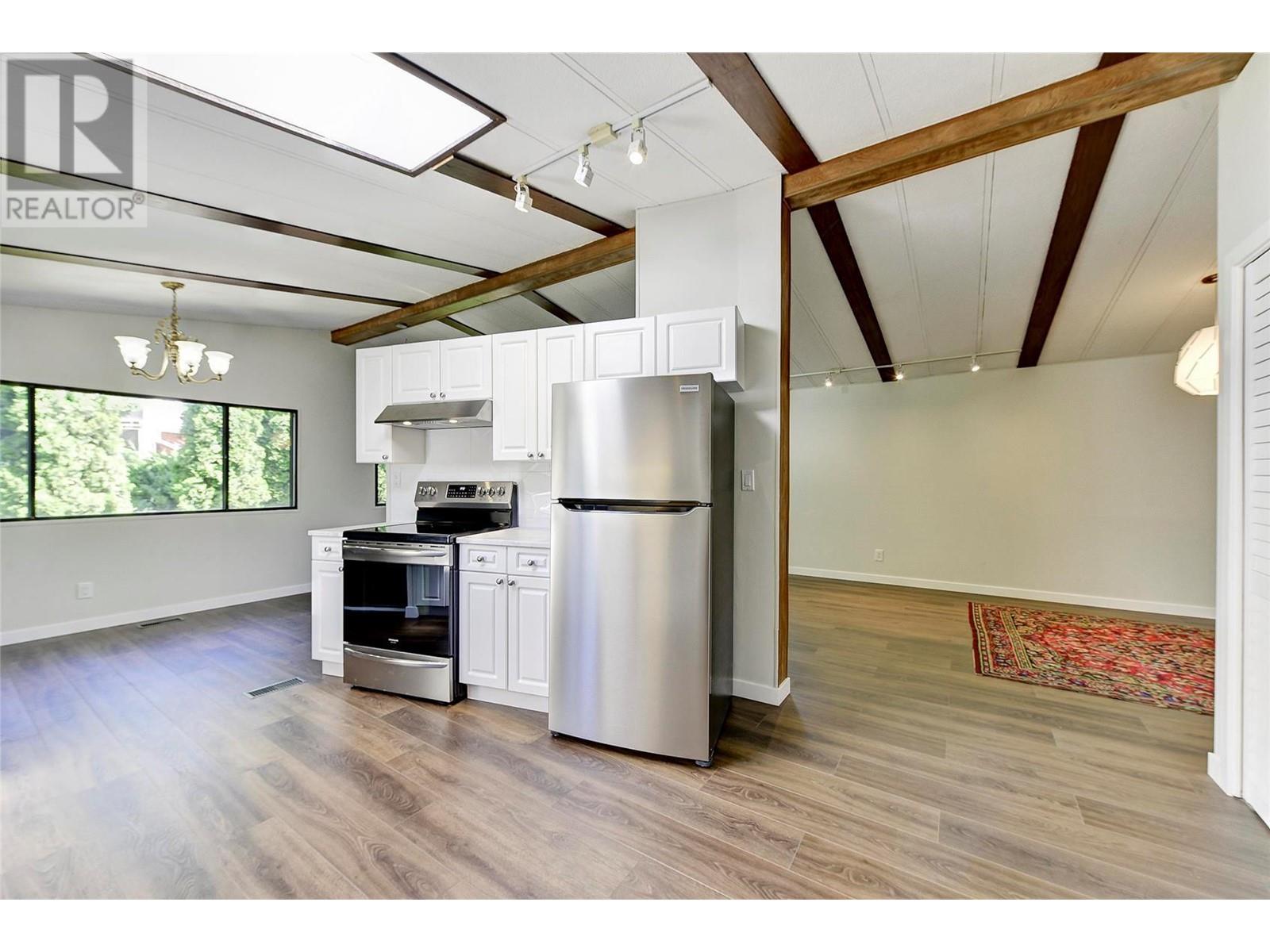 2098 Boucherie Road Unit# 43, #43