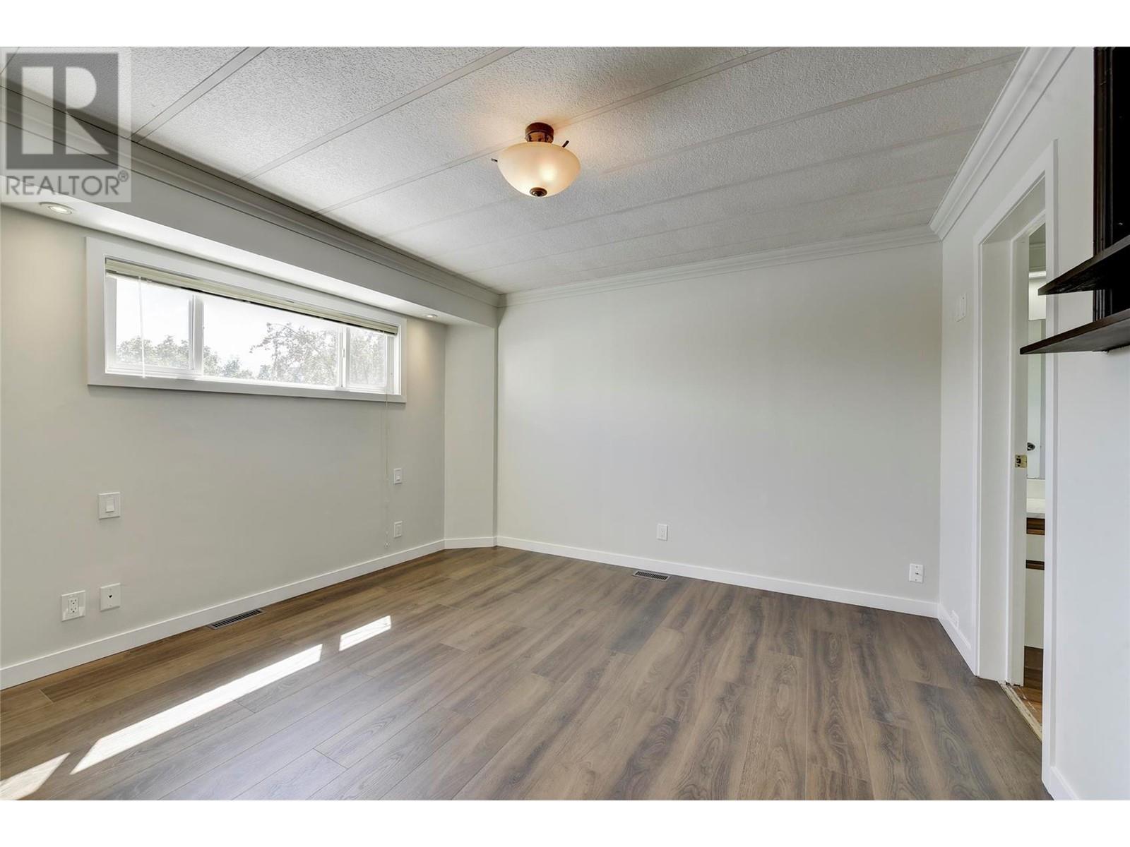 2098 Boucherie Road Unit# 43, #43