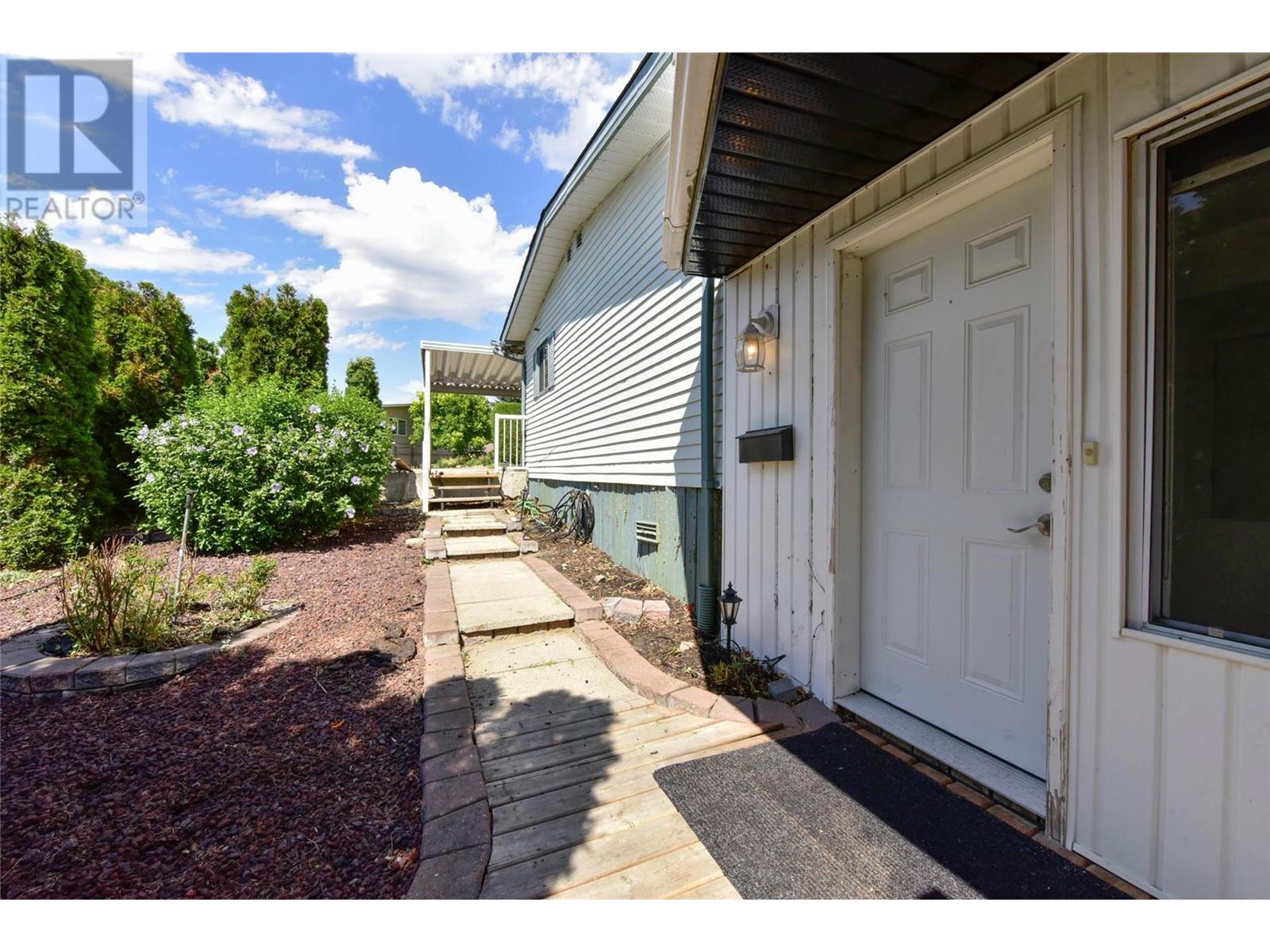 2098 Boucherie Road Unit# 43, #43