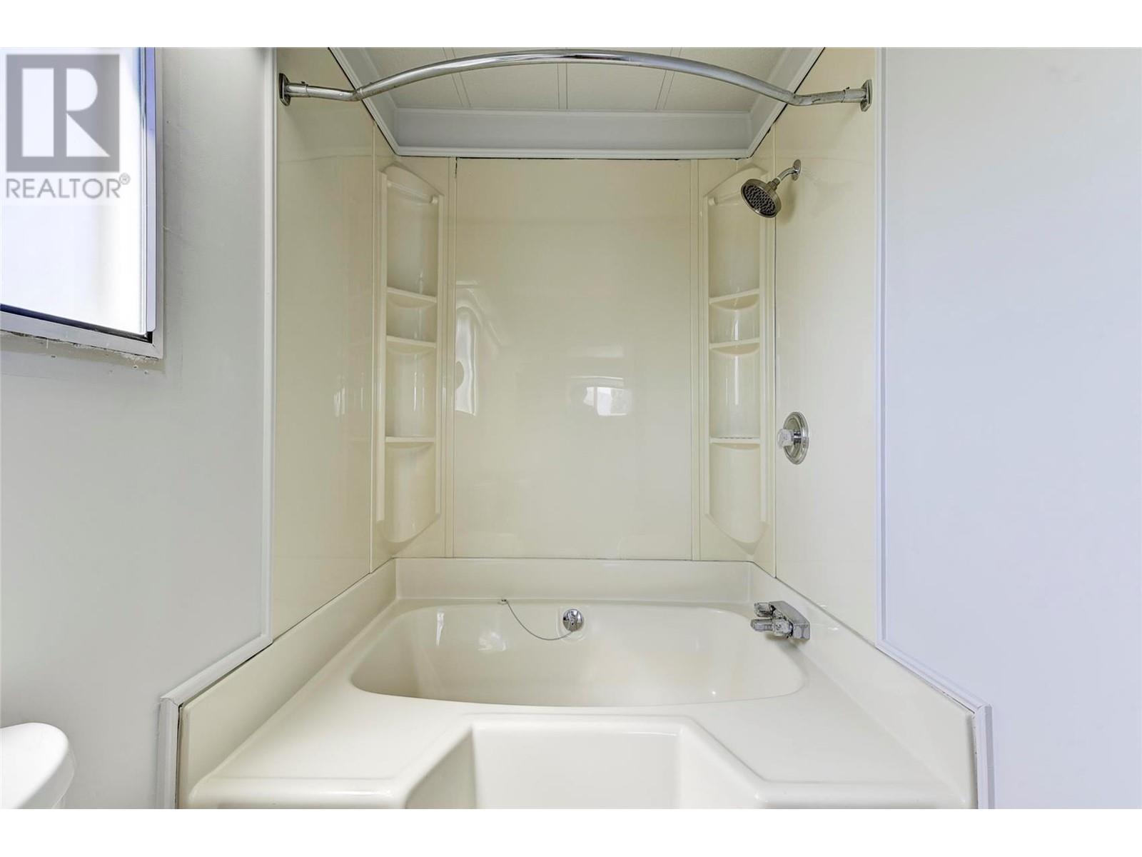 2098 Boucherie Road Unit# 43, #43