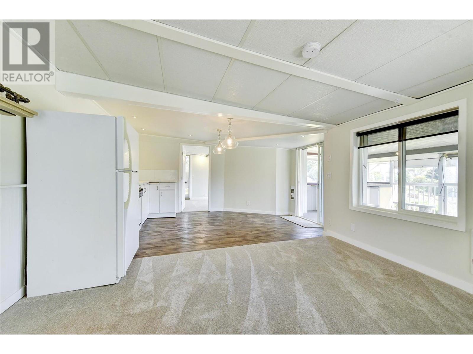 2098 Boucherie Road Unit# 43, #43
