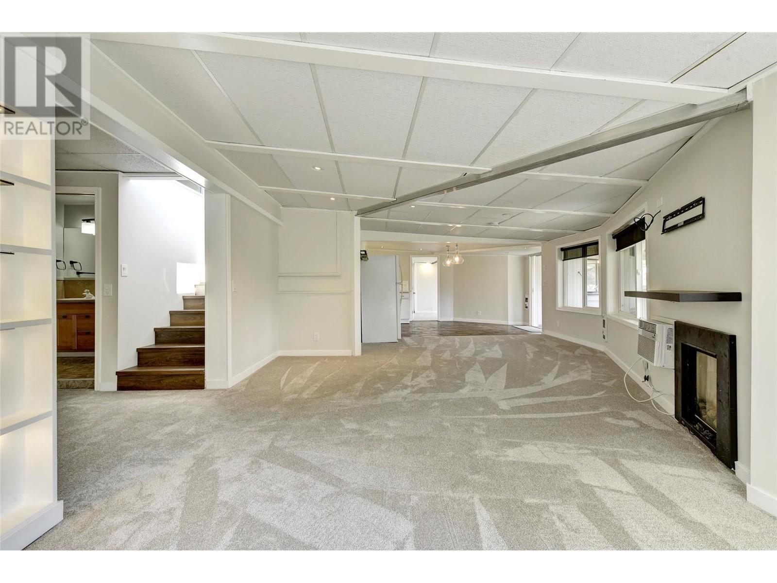 2098 Boucherie Road Unit# 43, #43