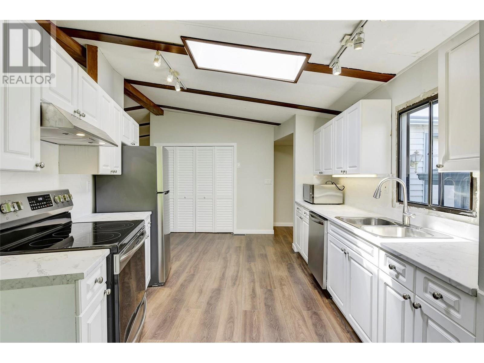 2098 Boucherie Road Unit# 43, #43