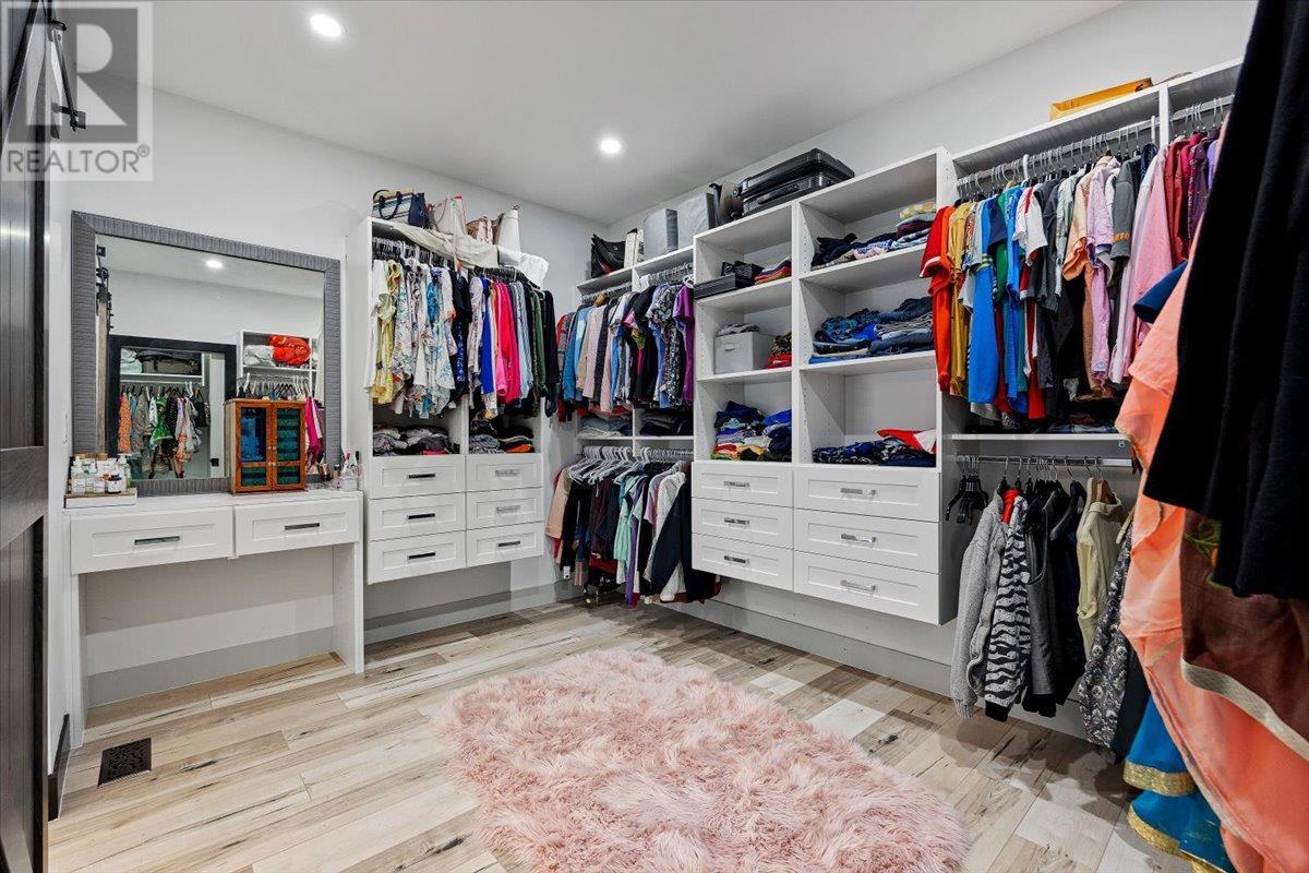 3121 Thacker Drive Unit# 5, #5