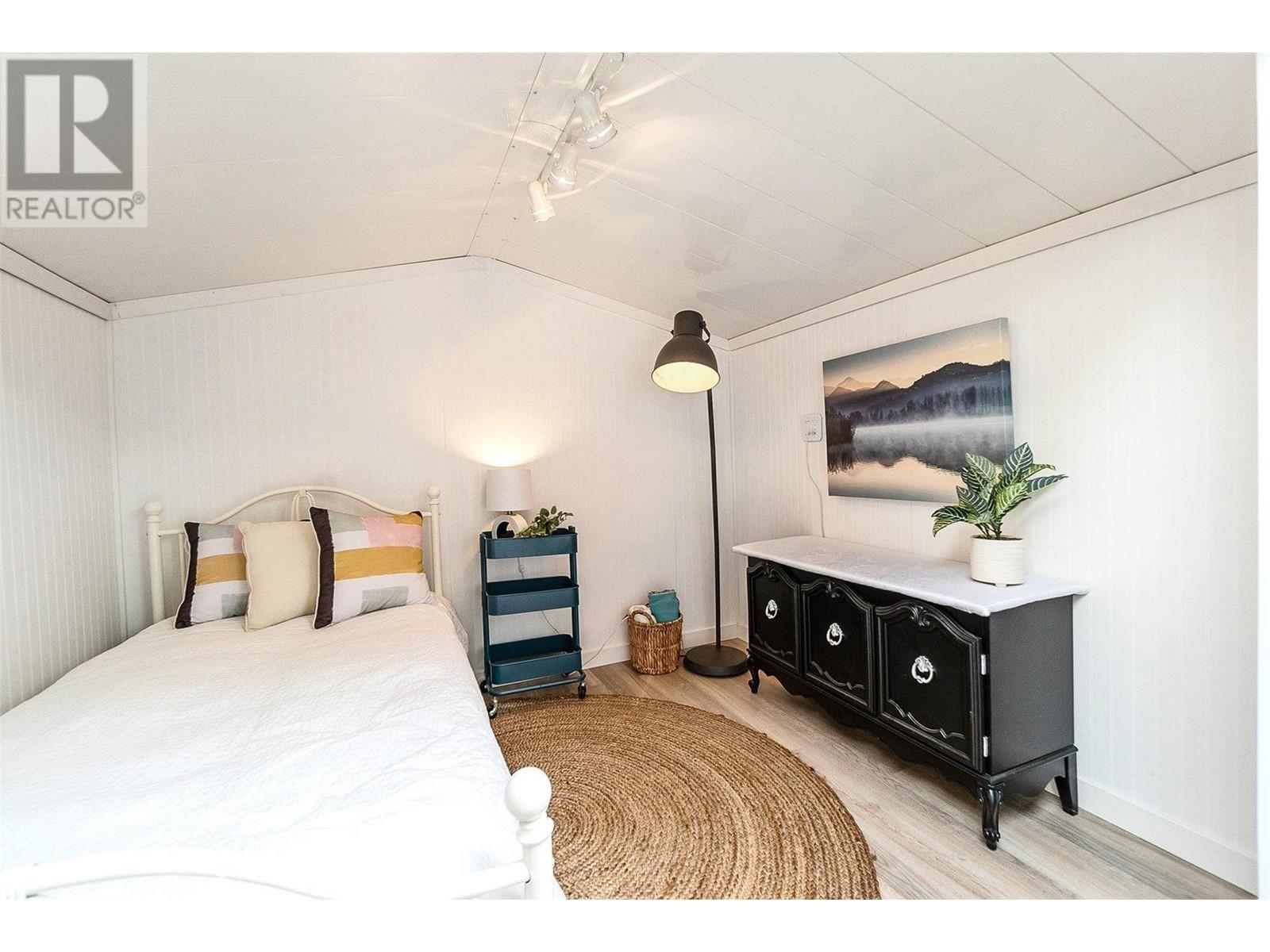 1383 Silver Sands Road Unit# 126, #126
