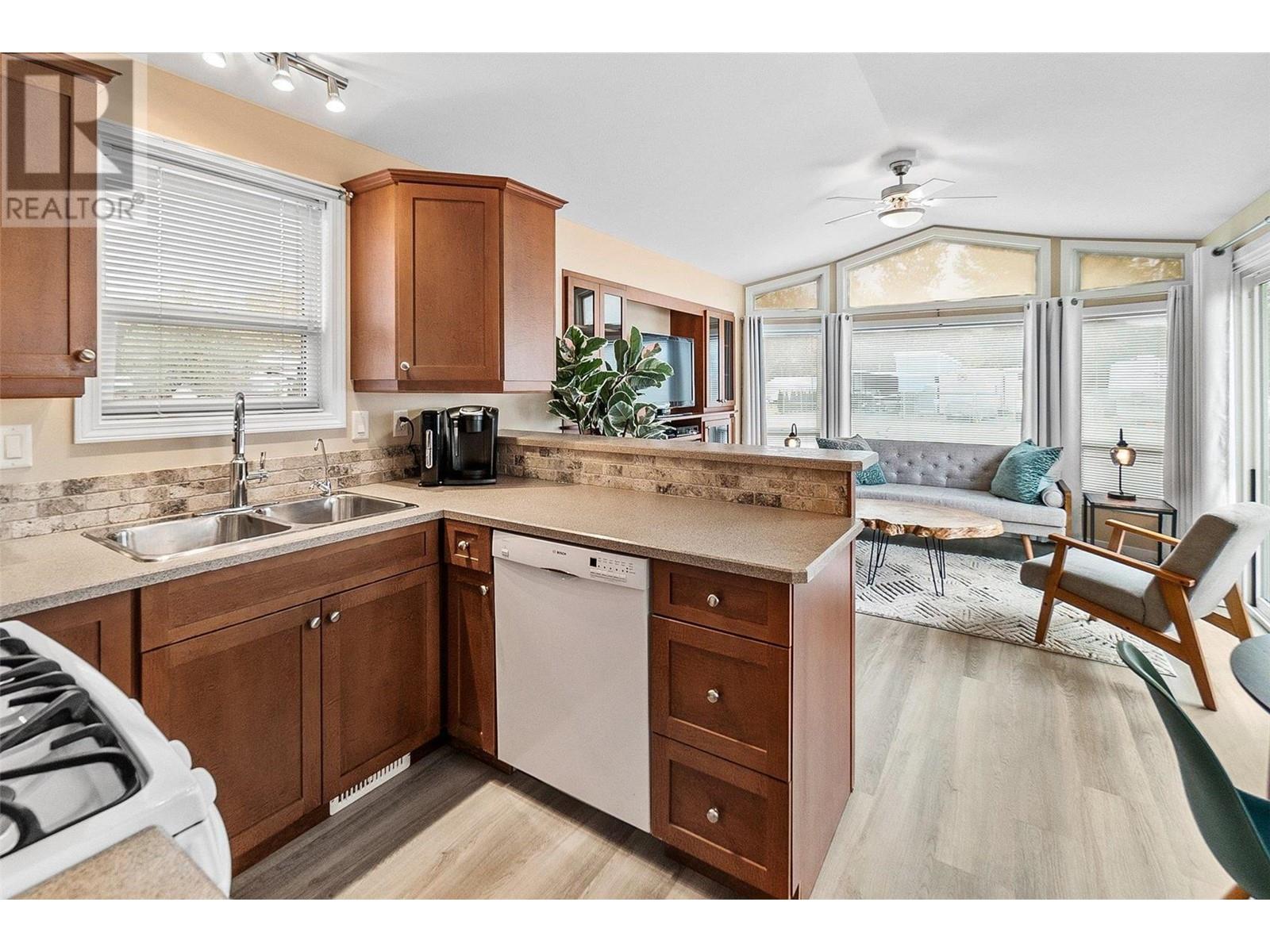 1383 Silver Sands Road Unit# 126, #126
