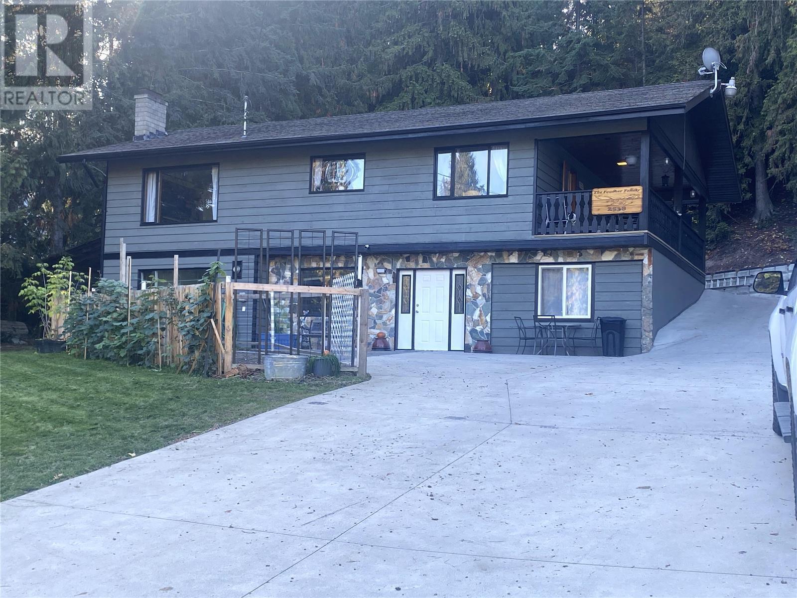 2538 Forest Drive