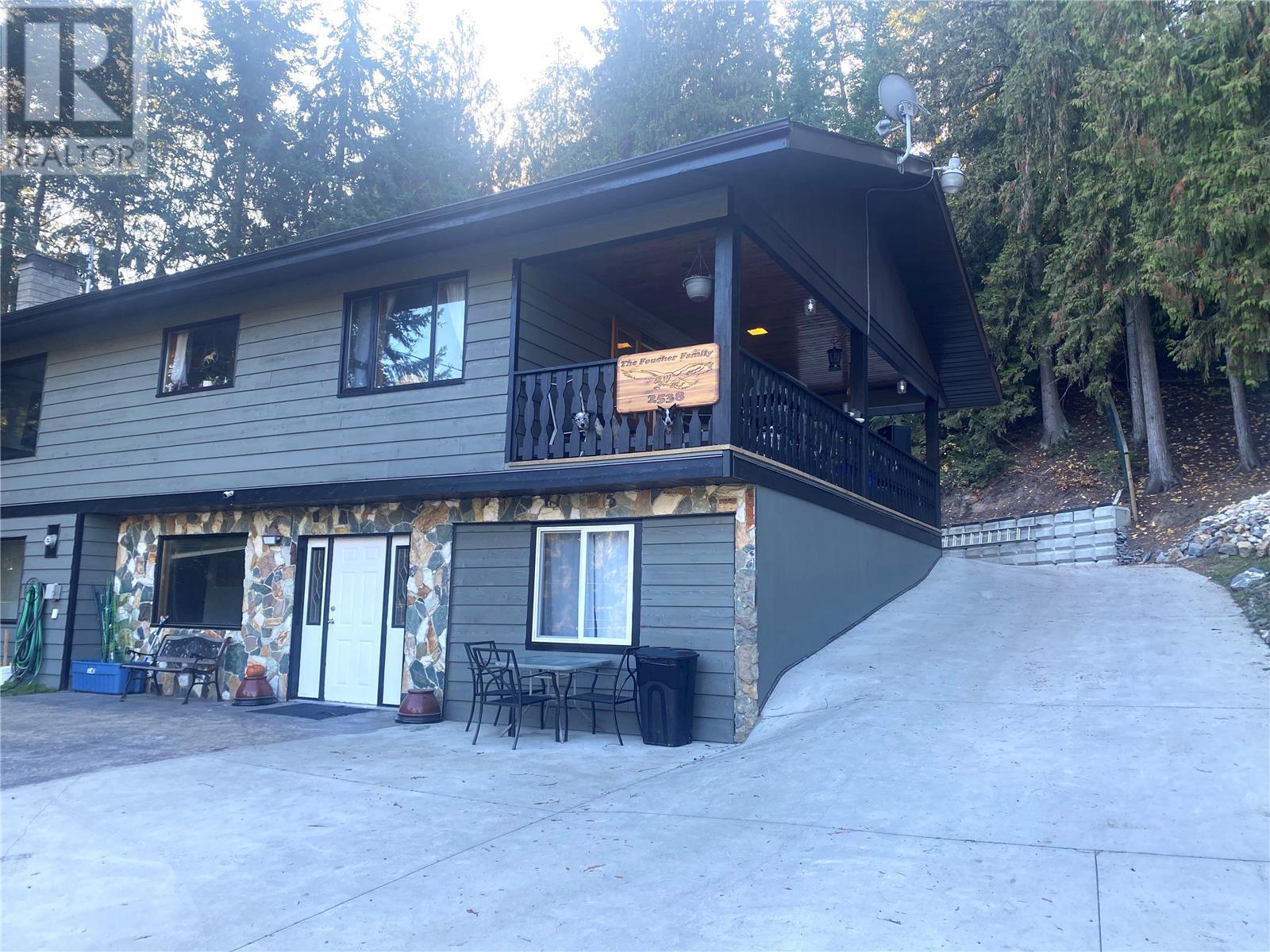 2538 Forest Drive