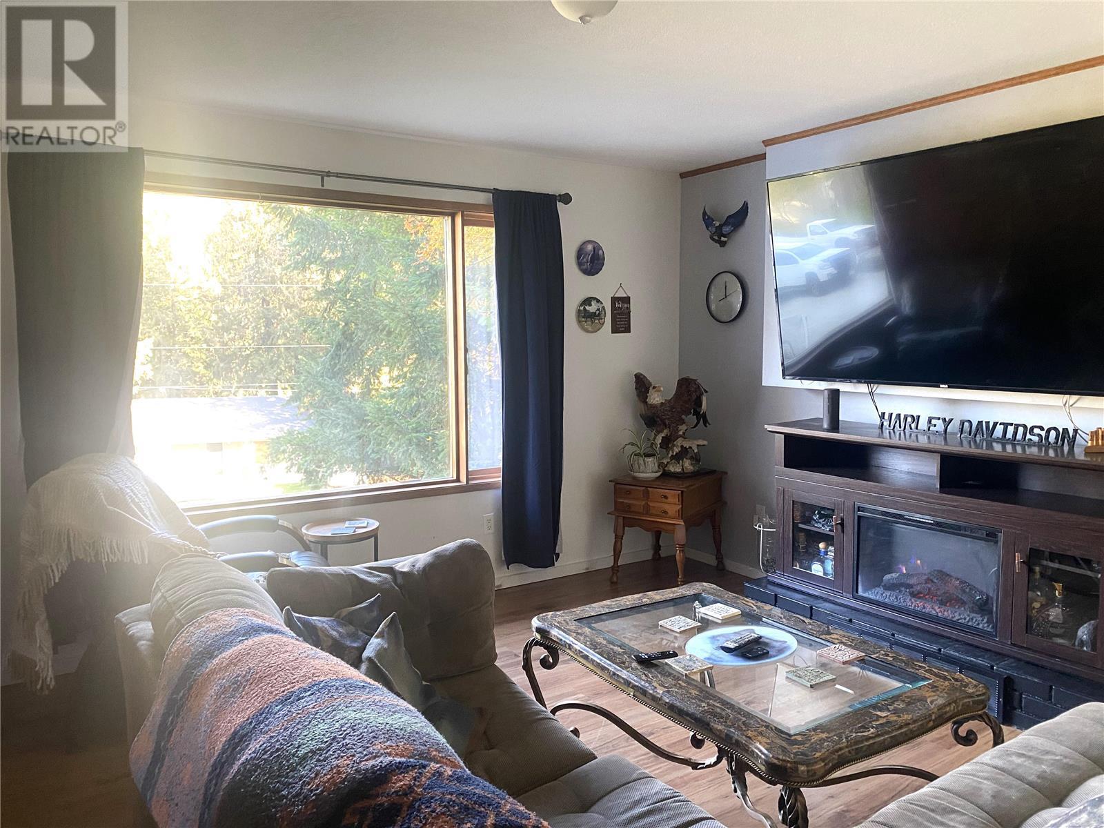 2538 Forest Drive