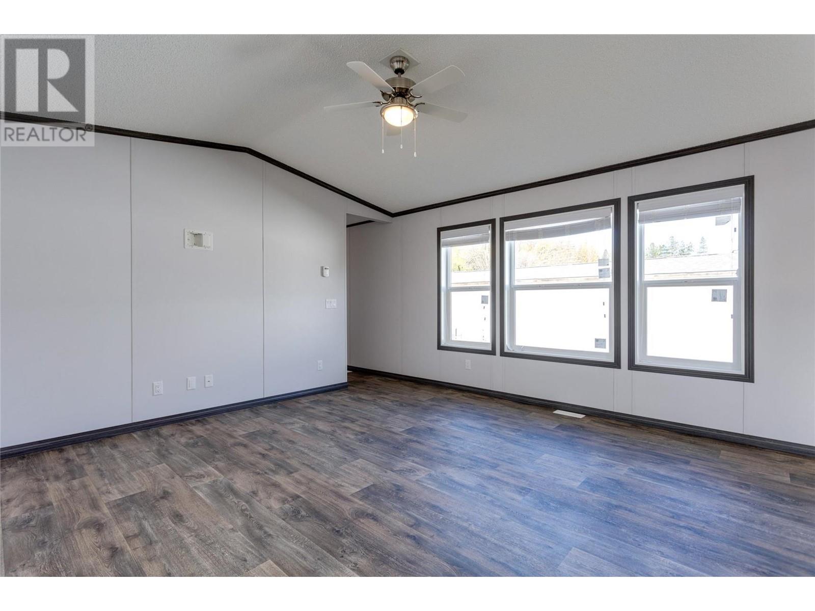3381 Village Green Way Unit# 21, #21