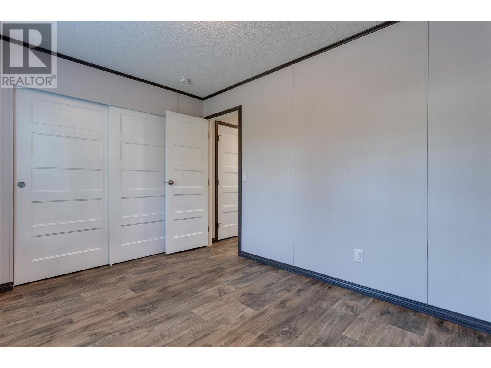 3381 Village Green Way Unit# 21, #21