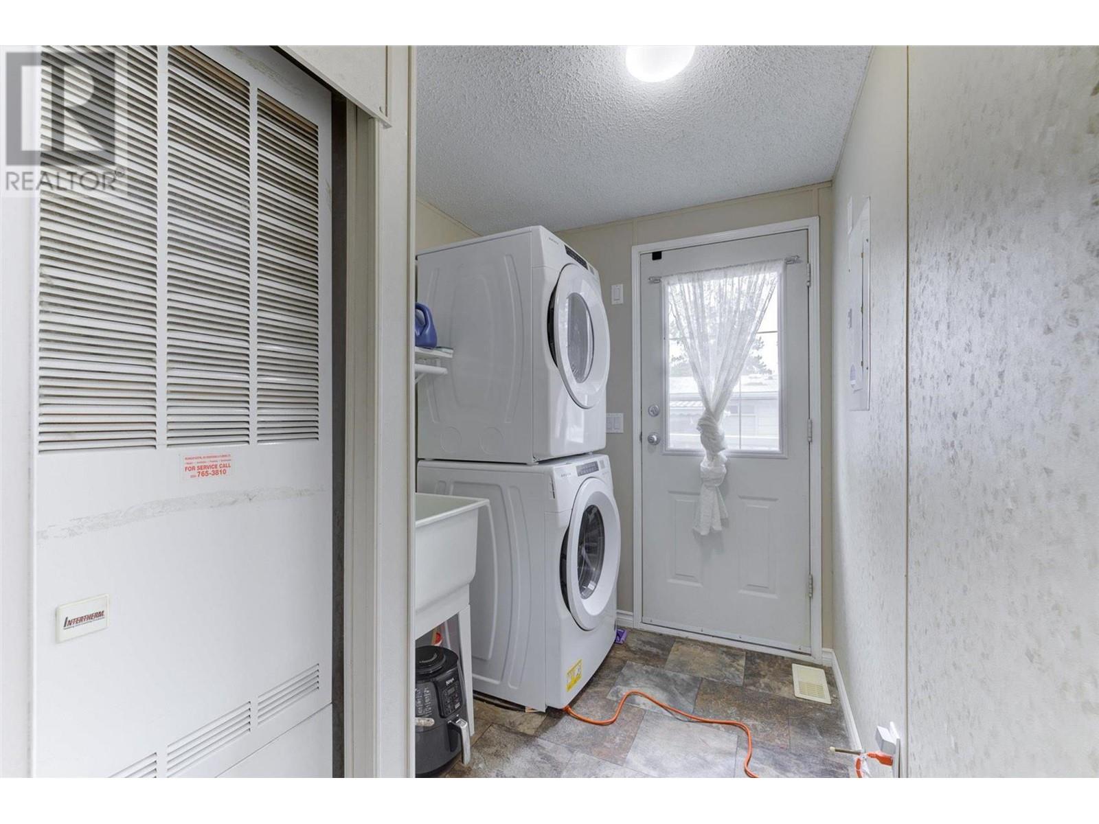 1929 97 Highway S Unit# 14, #14