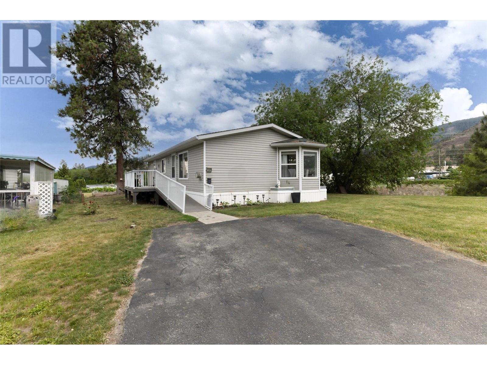 1929 97 Highway S Unit# 14, #14