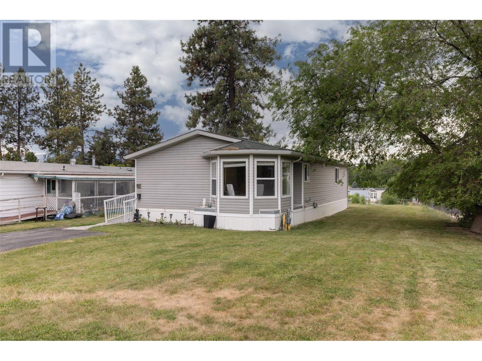 1929 97 Highway S Unit# 14, #14