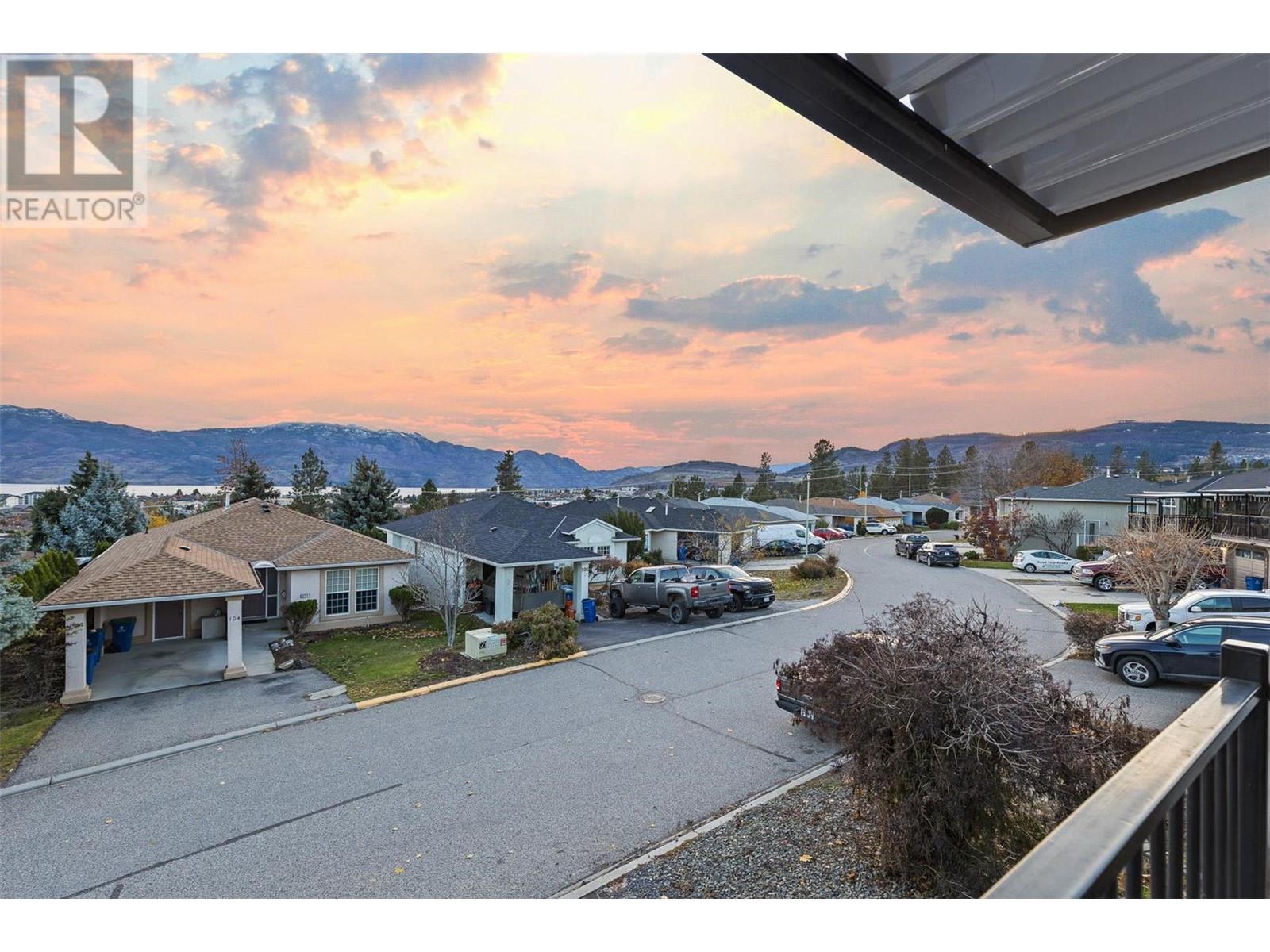 2440 Old Okanagan Highway Unit# 107, #107