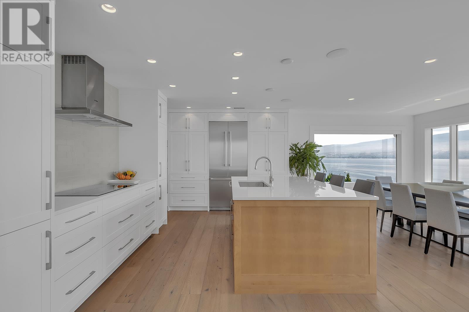 999 Sunnyside Road
