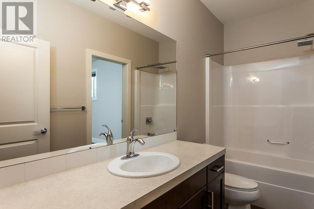 1865 Begbie Road Unit# 4, #4