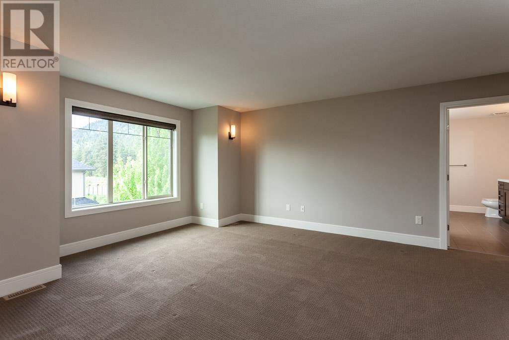 1865 Begbie Road Unit# 4, #4