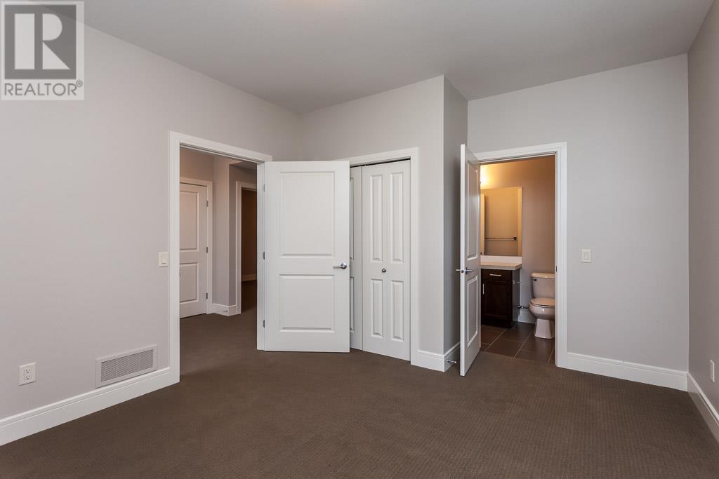 1865 Begbie Road Unit# 4, #4