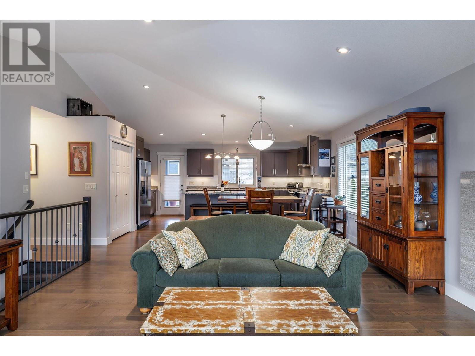 2460 Ironridge Road