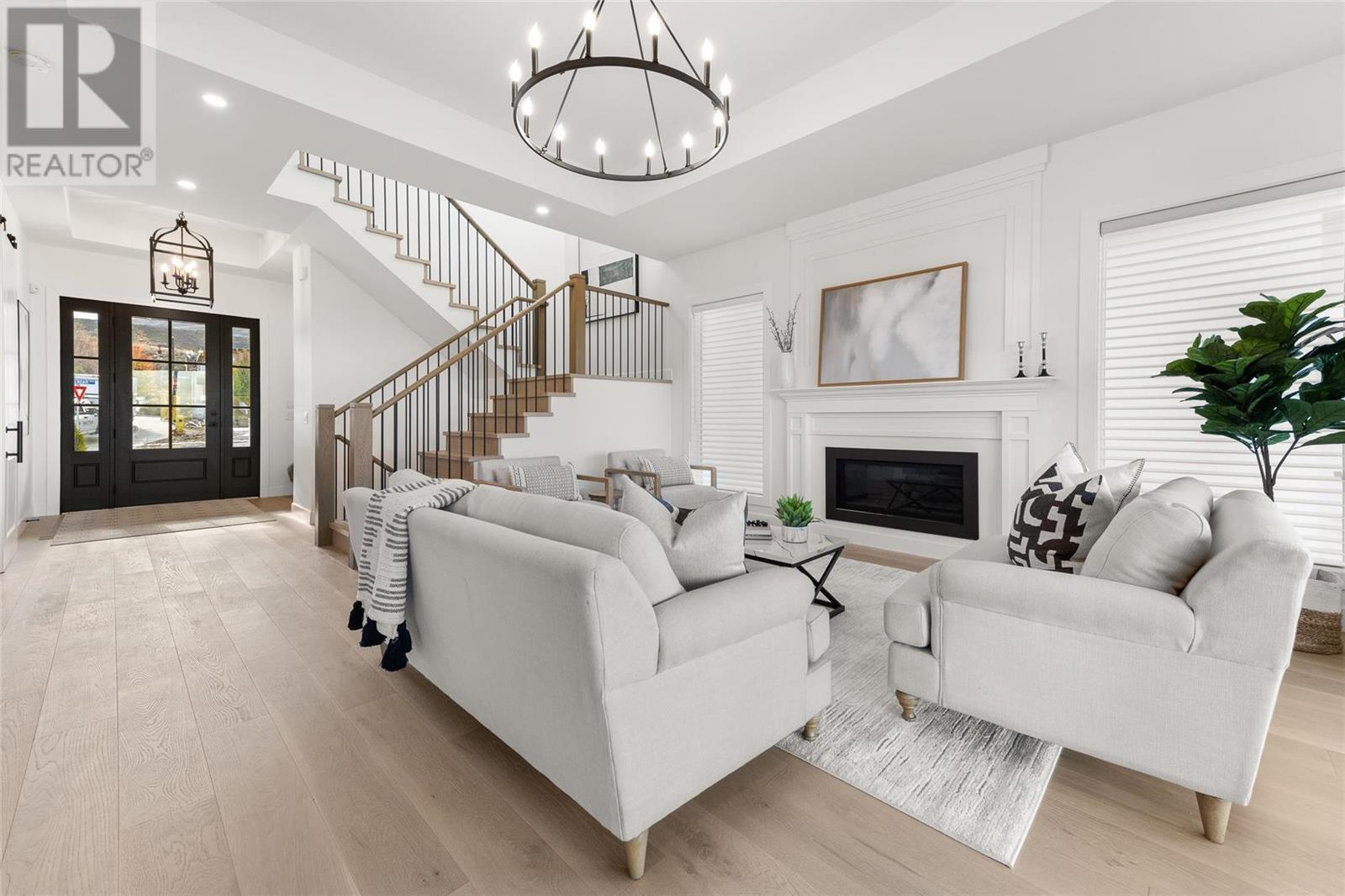 4956 Bucktail Lane