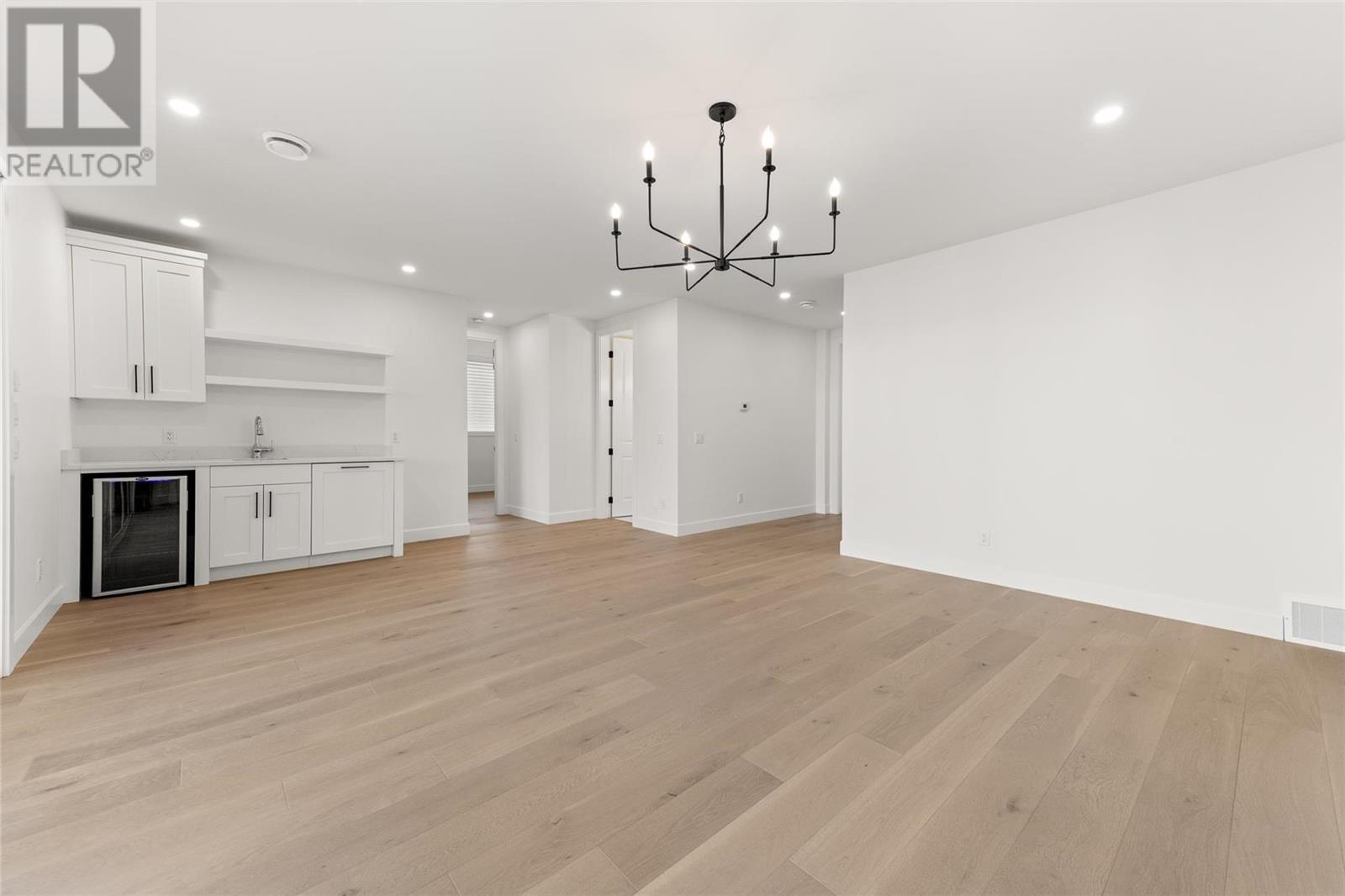 4956 Bucktail Lane