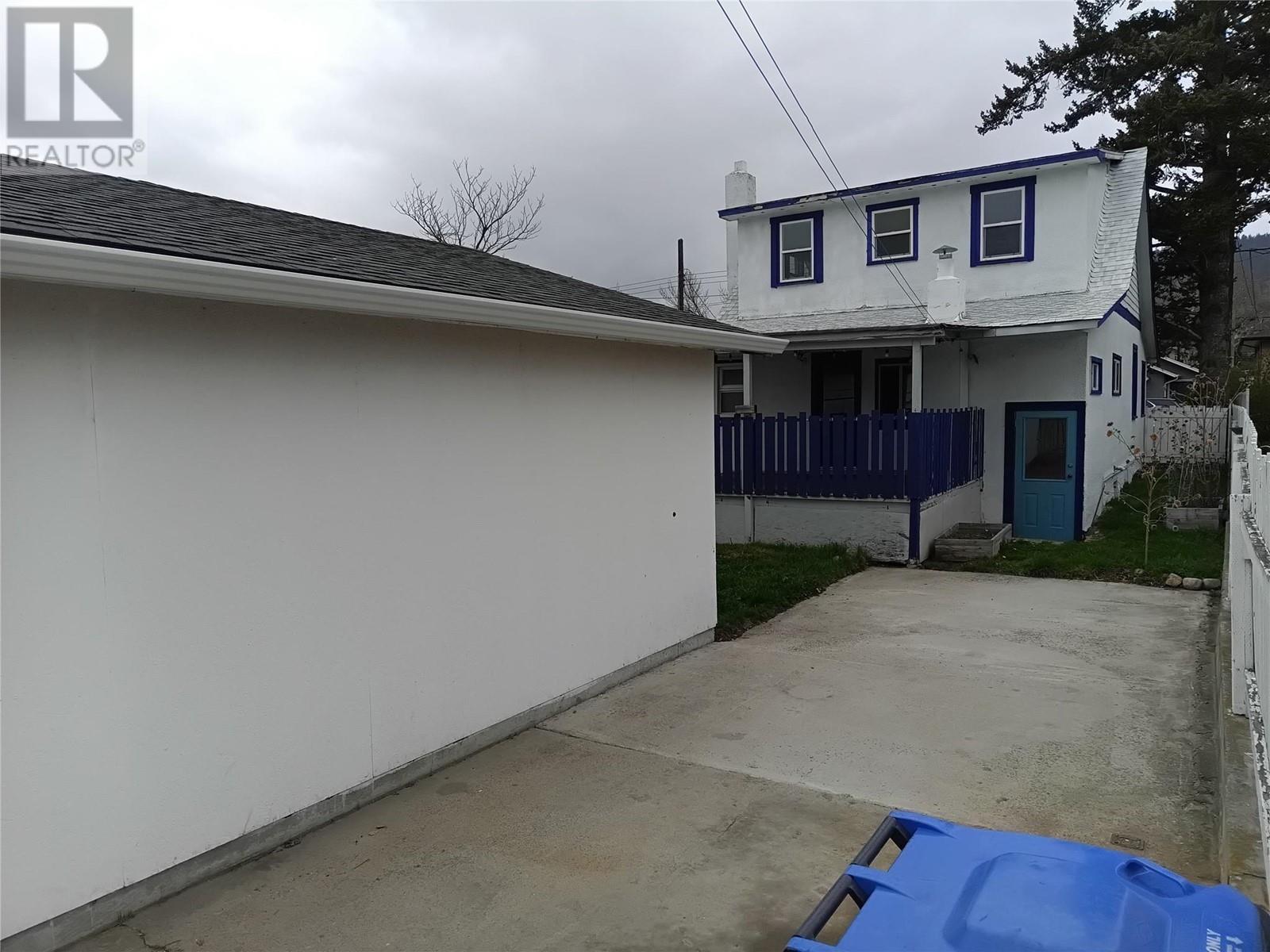 549 Van Horne Street