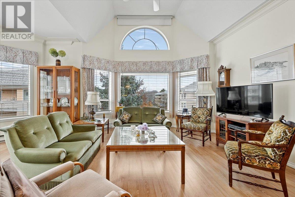 877 KLO Road Unit# 314, #314