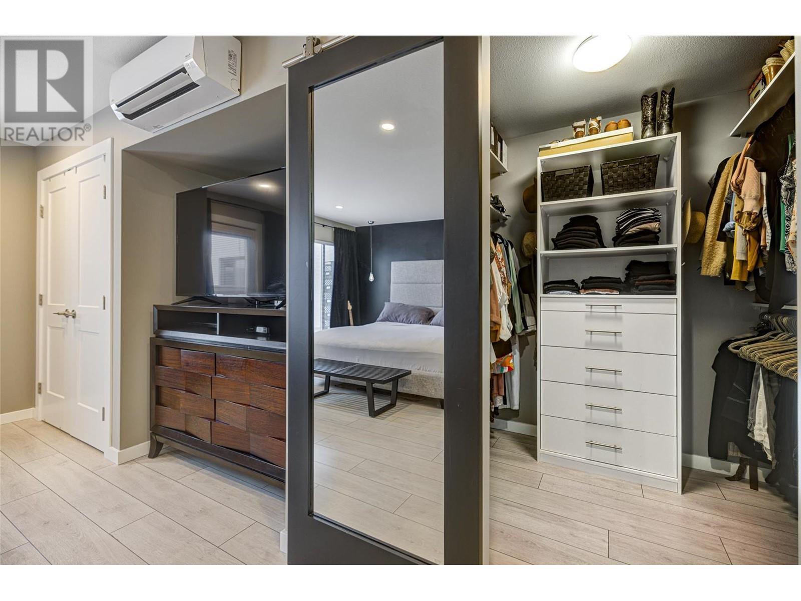 737 Leon Avenue Unit# 1404, #1404