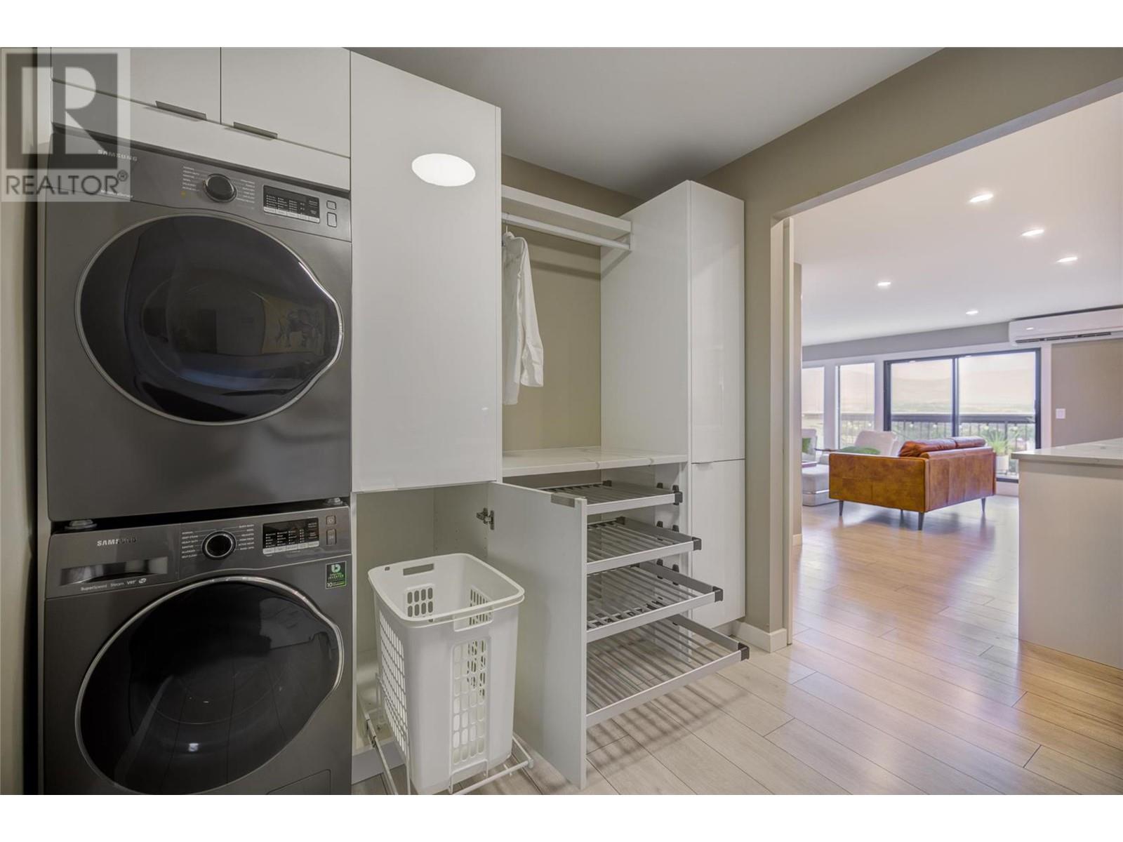 737 Leon Avenue Unit# 1404, #1404