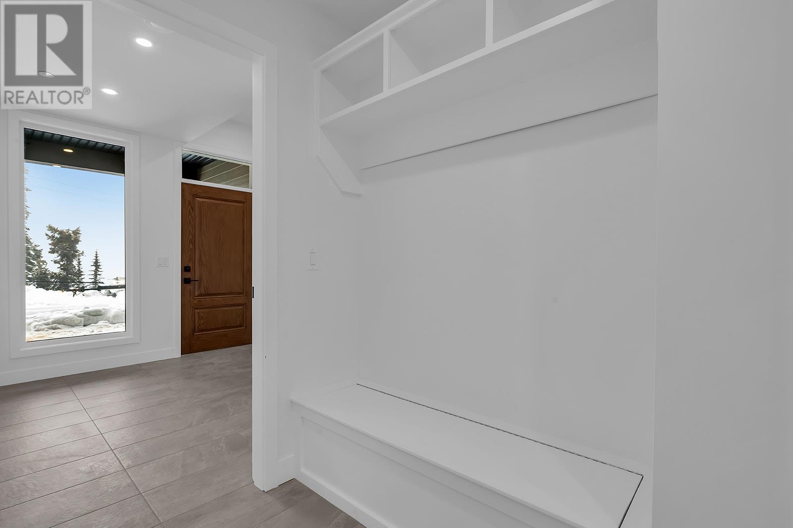 7500 Porcupine Road Unit# 6, #6