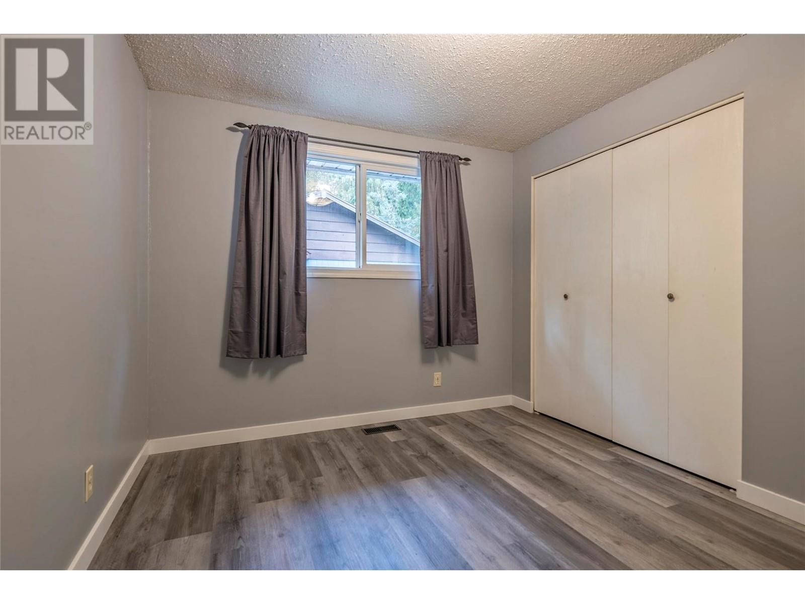 22 Rosoman Road