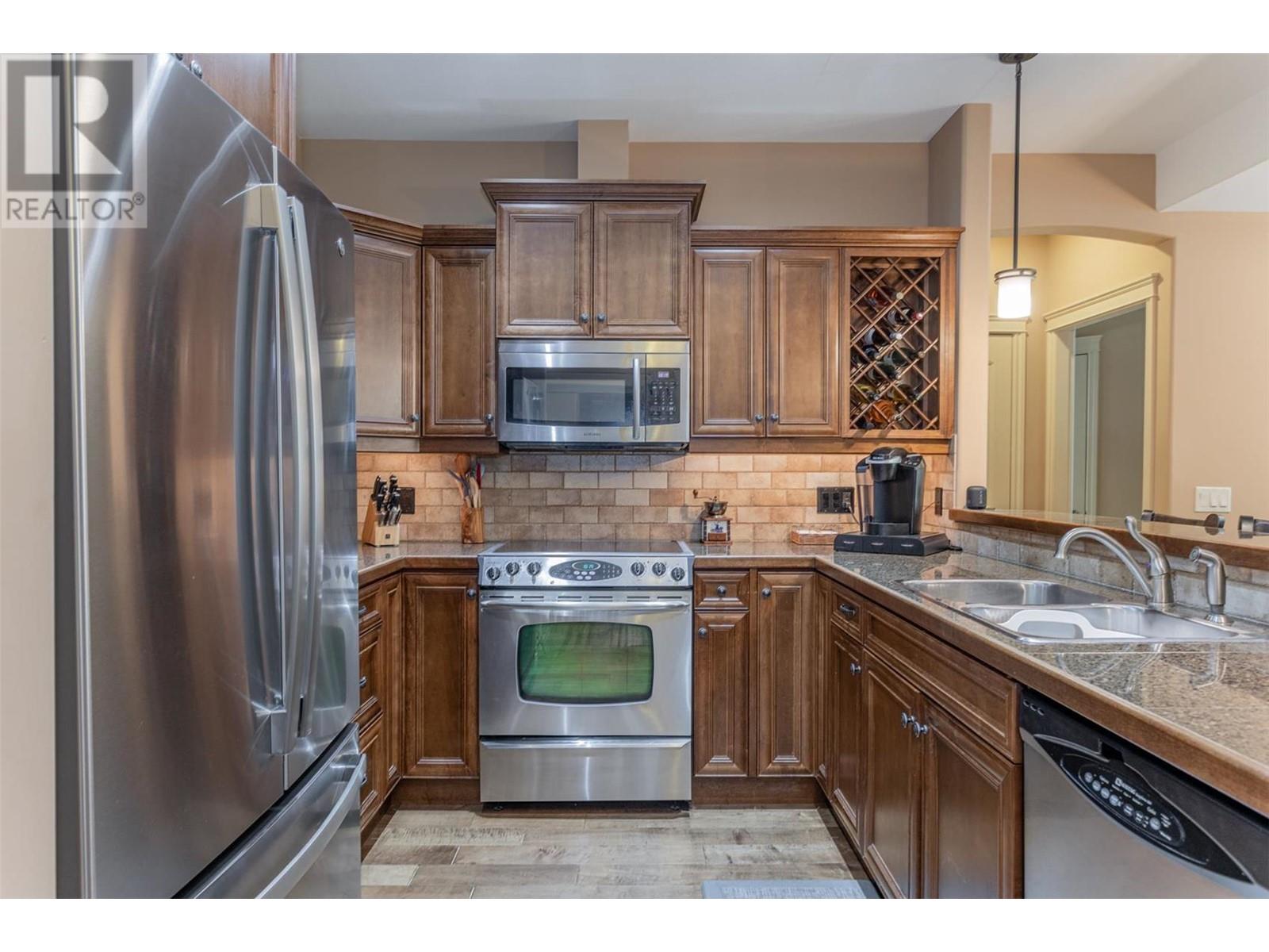 2780 Auburn Road Unit# 206, #206