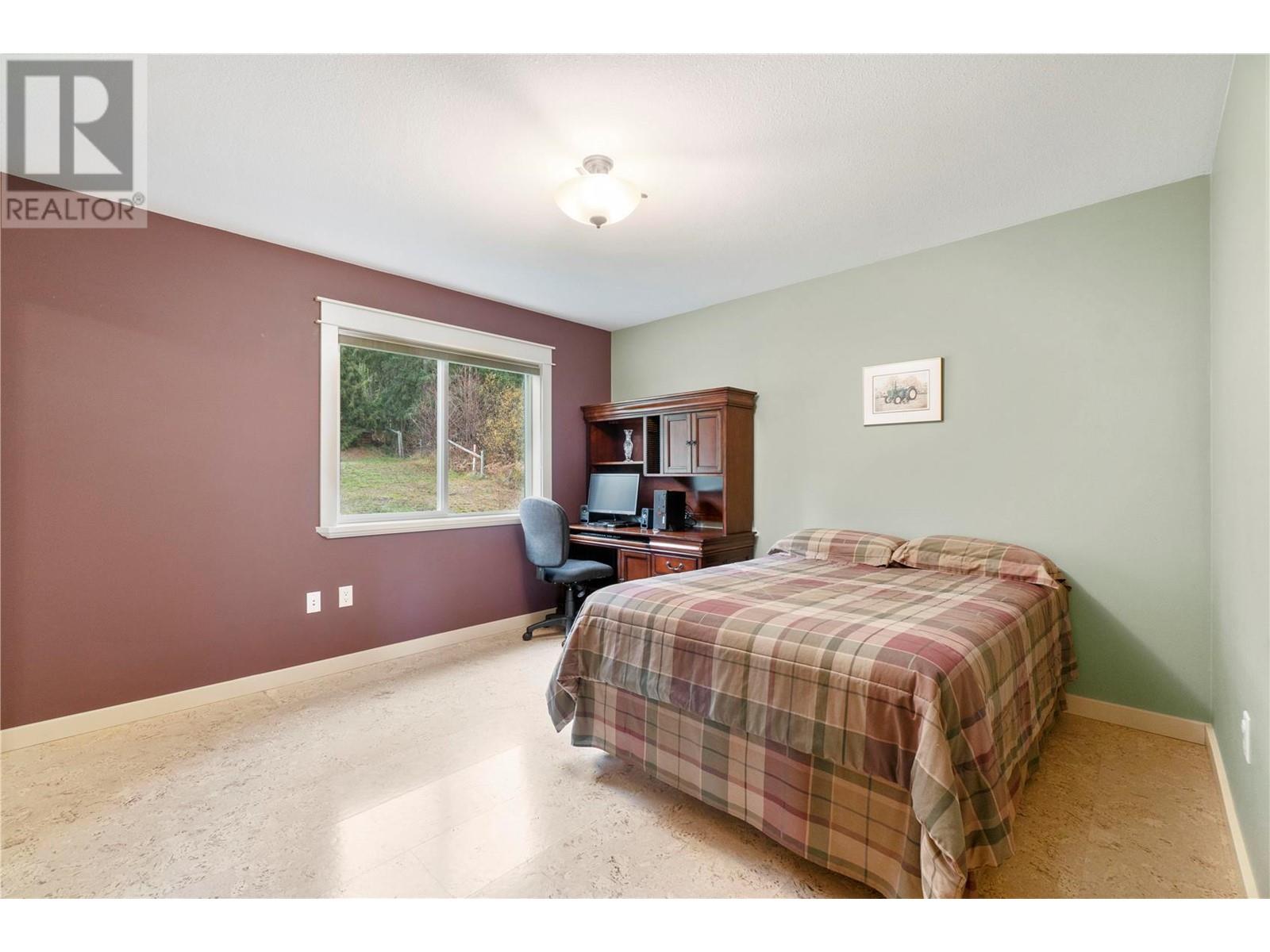 129 Kault Hill Road